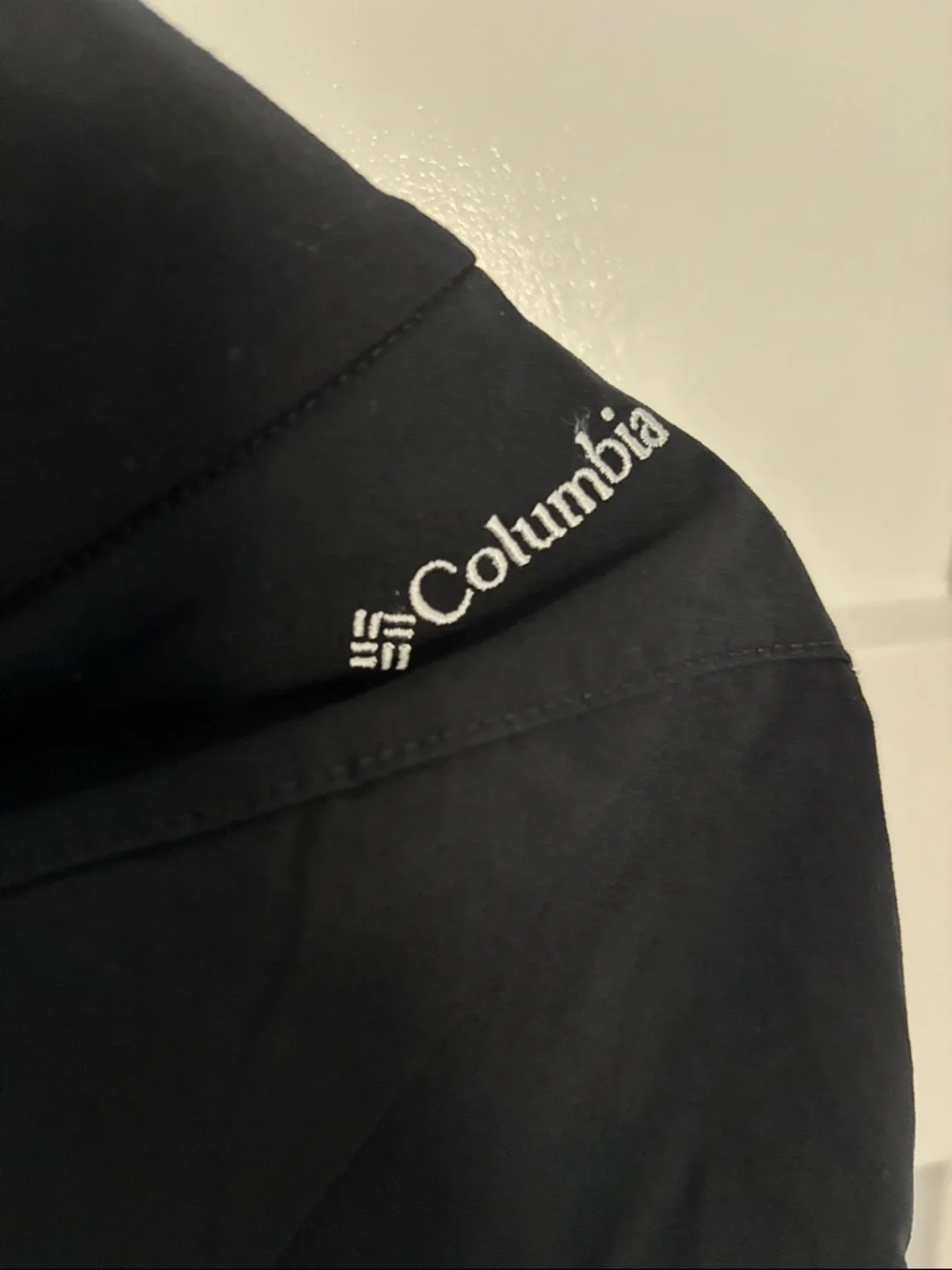 Columbia Black Mini Skort with Side Pockets - Picture 4 of 6